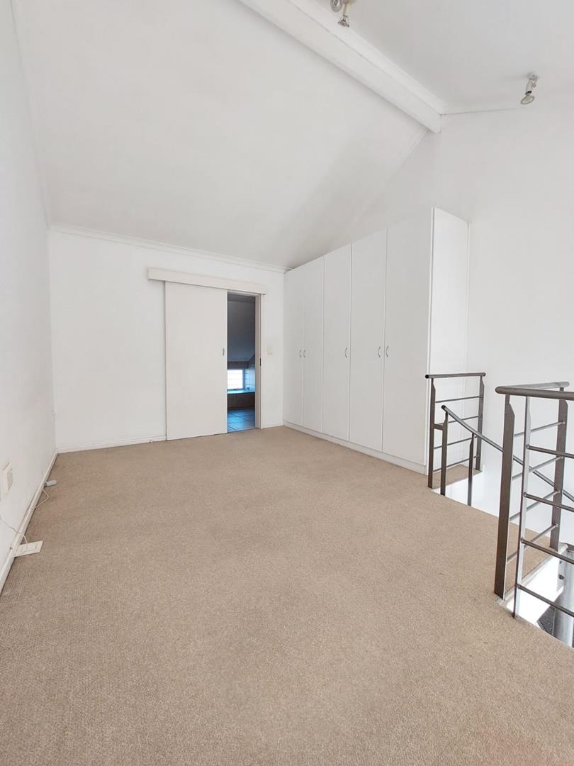 To Let 1 Bedroom Property for Rent in Royal Ascot Western Cape